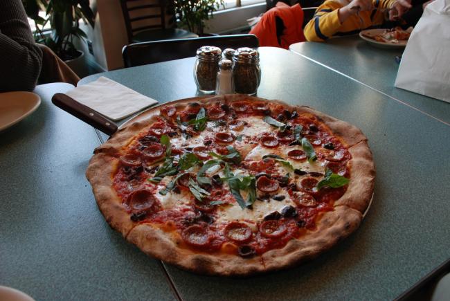 regla de las 2 pizzas de jeff bezos