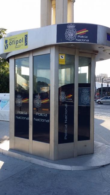 Ofipol en el puerto de Málaga