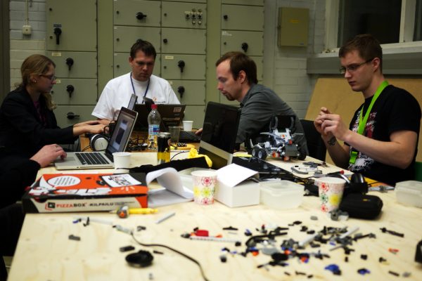 equipo de una startup - hardware