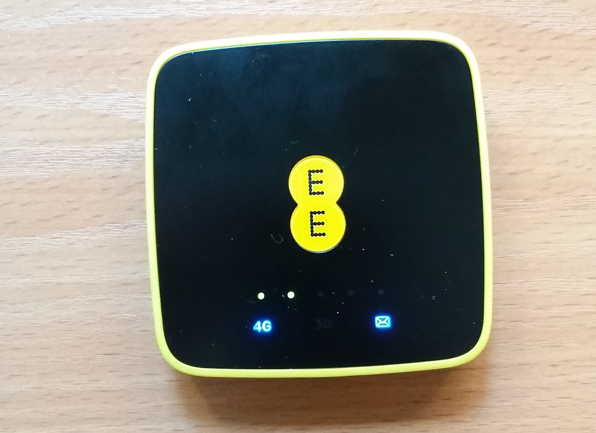 El pequeño router 4G que me mantiene conectado en vacaciones