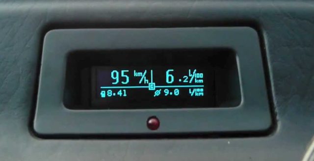 indicador combustible coche