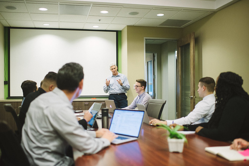 startup meeting ventas